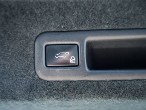Used 2018 Lexus RX 450h AWD w/ Premium Package image 16