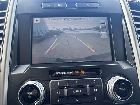 Used 2016 Ford F150 Lariat w/ Equipment Group 502A Luxury image 33