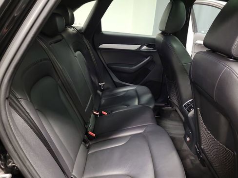 Used 2018 Audi Q3 2.0T Premium image 22