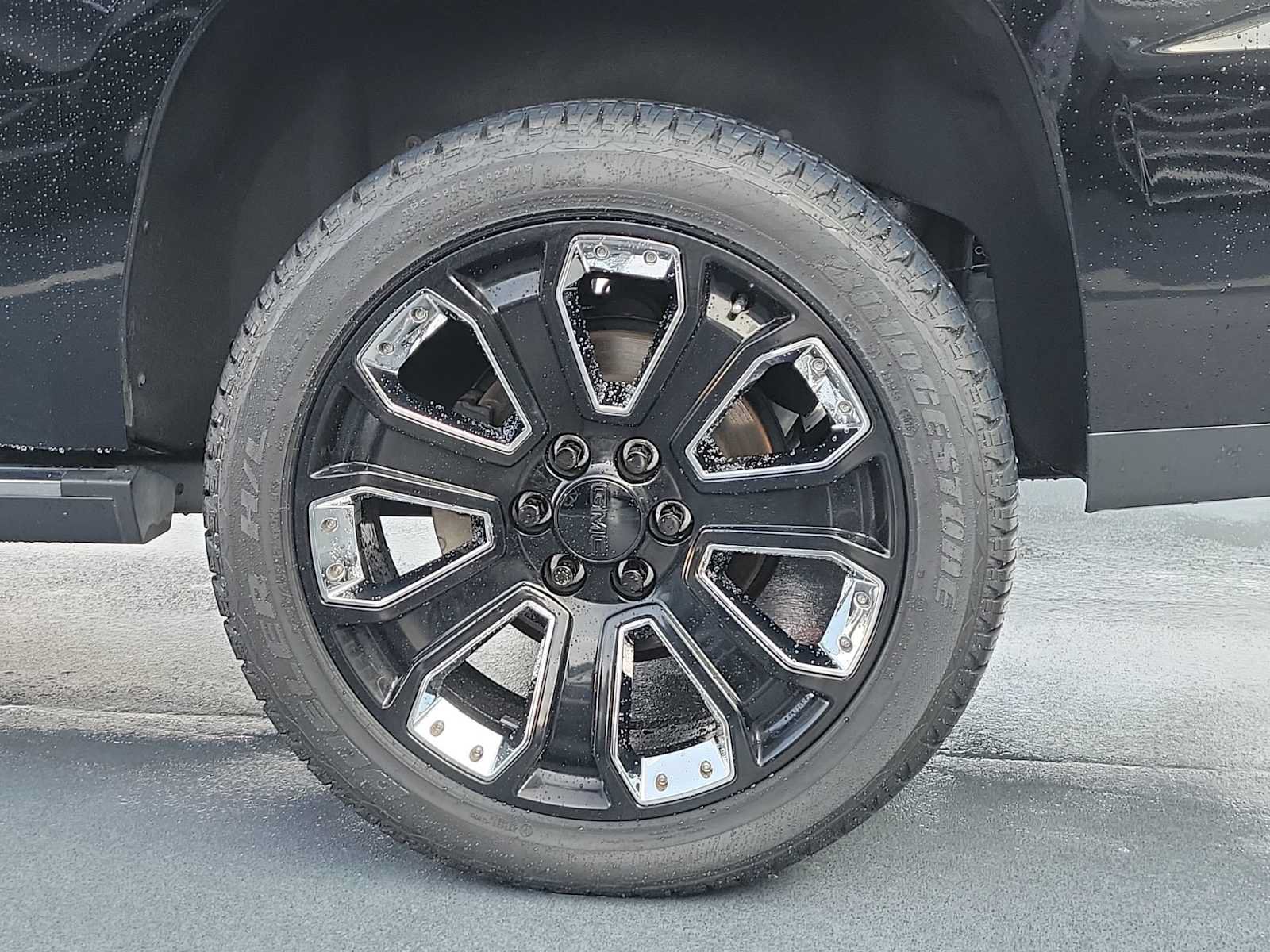 Used 2020 GMC Yukon Denali w/ Denali Ultimate Package RWD image 11