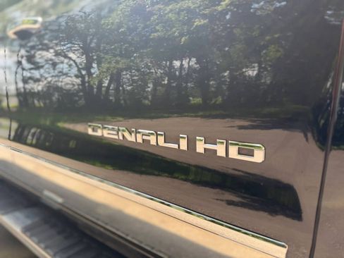 Used 2017 GMC Sierra 3500 Denali w/ Duramax Plus Package AWD/4WD image 84