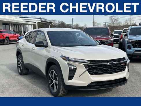 New 2026 Chevrolet Trax RS w/ Driver Confidence Package image 1