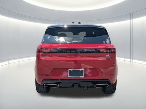 Used 2023 Land Rover Range Rover Sport SE Dynamic AWD/4WD image 4