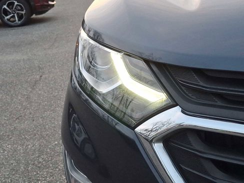 Used 2018 Chevrolet Equinox LT image 9