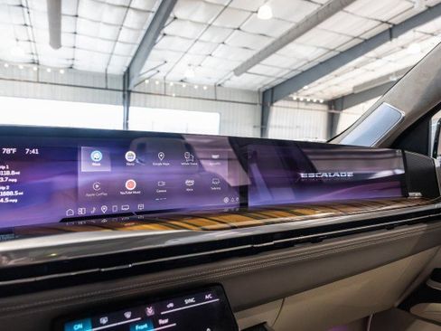 Used 2025 Cadillac Escalade Sport Platinum w/ LPO, Floor Liner Package image 22