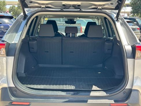 Used 2024 Toyota RAV4 XLE w/ Convenience Package FWD image 15