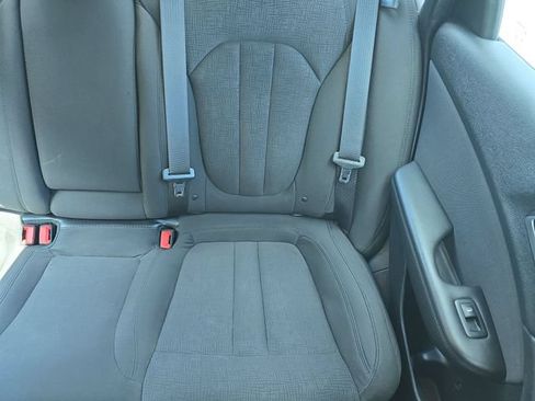 Used 2016 Chrysler 200 LX FWD image 17