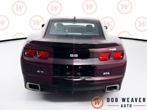 Used 2010 Chevrolet Camaro SS w/ Black Stripe Package RWD image 7