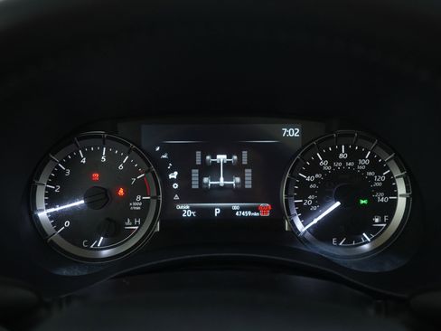 Used 2024 Toyota Highlander XLE image 29