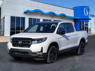New 2026 Honda Ridgeline Black Edition video 2