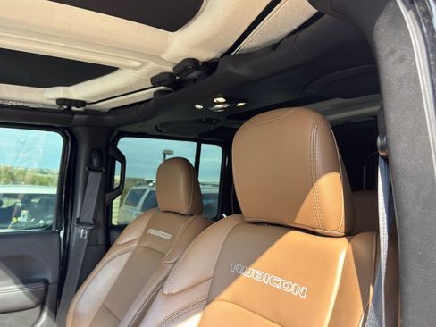 Used 2023 Jeep Wrangler Rubicon w/ LED Lighting Group image 14