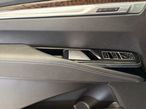 New 2025 Cadillac Escalade ESV Sport Platinum image 20