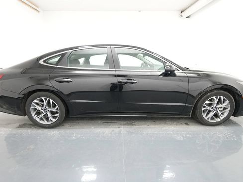 Used 2023 Hyundai Sonata SEL w/ Convenience Package FWD image 10