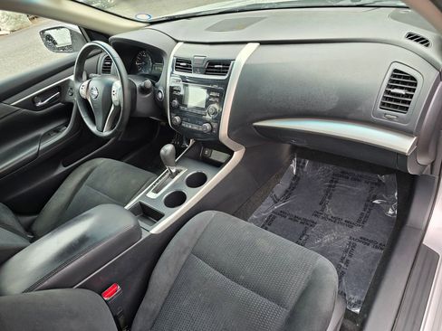 Used 2015 Nissan Altima 2.5 SV FWD image 28