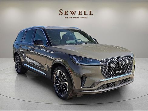 New 2025 Lincoln Aviator Reserve w/ Equipment Group 201A image 6