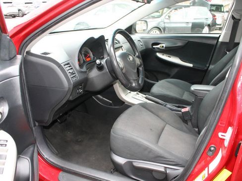 Used 2010 Toyota Corolla S image 14