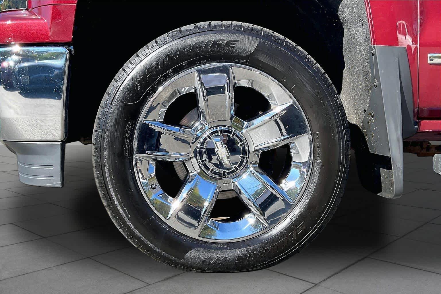 Used 2015 Chevrolet Silverado 1500 LTZ w/ LTZ Plus Package AWD/4WD image 11