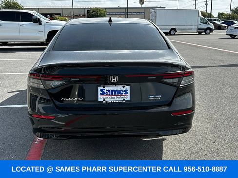 Used 2025 Honda Accord Touring image 8
