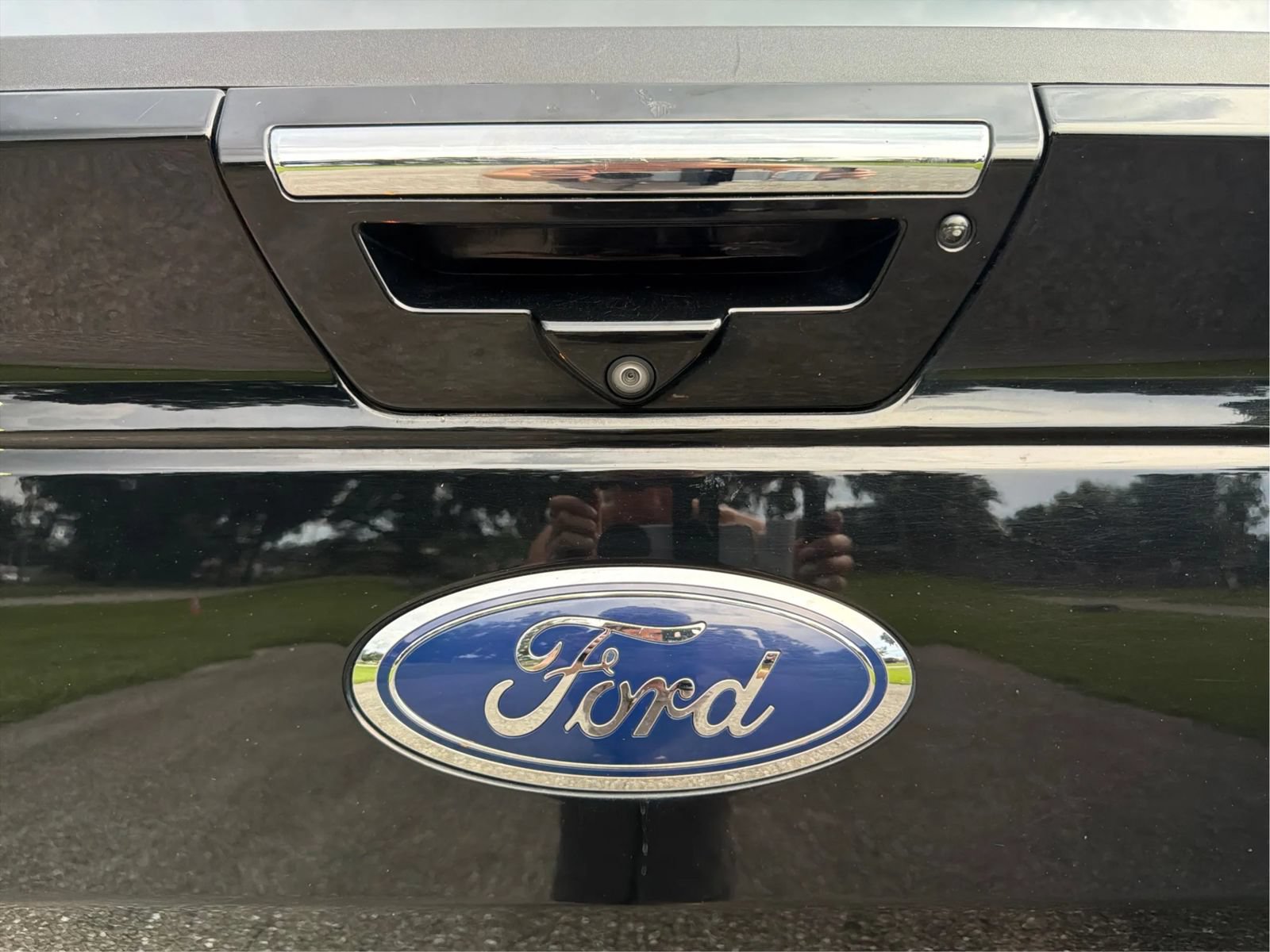 Used 2018 Ford F150 Lariat w/ Equipment Group 502A Luxury AWD/4WD image 40