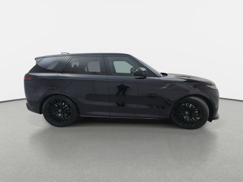 Used 2025 Land Rover Range Rover Sport SV Edition Two image 4