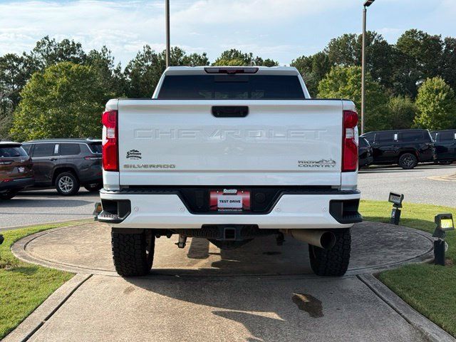 Used 2023 Chevrolet Silverado 2500 High Country w/ Z71 Off-Road Package AWD/4WD image 6