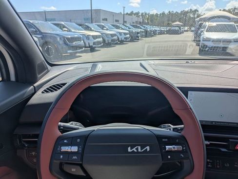 New 2026 Kia Sportage SX FWD image 31