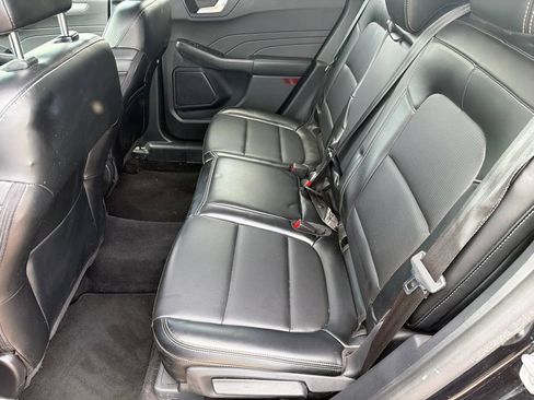 Used 2024 Ford Escape Platinum AWD/4WD image 19
