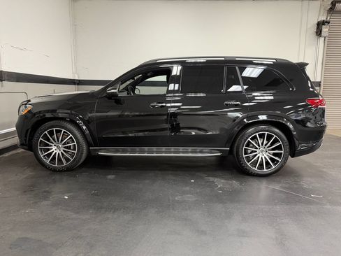 Used 2023 Mercedes-Benz GLS 450 4MATIC image 9
