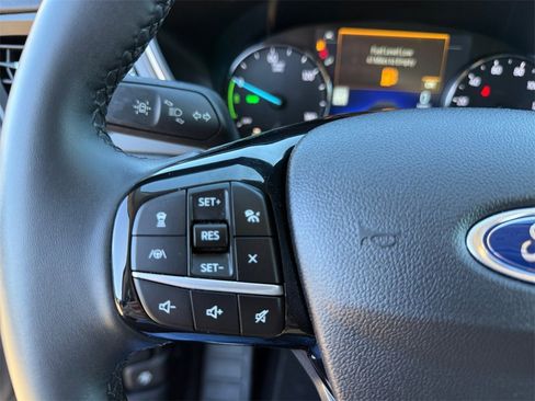 Certified 2021 Ford Escape SEL image 20