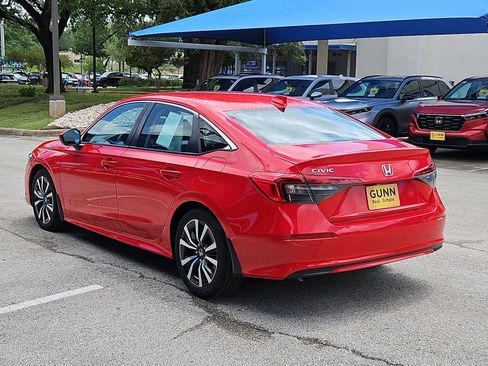 Certified 2023 Honda Civic EX image 5
