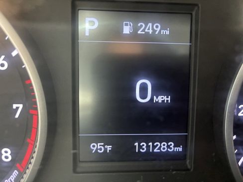 Used 2019 Hyundai Elantra Value Edition FWD image 8