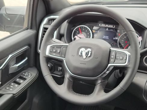 New 2026 RAM 2500 Big Horn AWD/4WD image 21