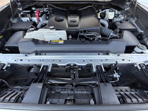 Used 2024 Toyota Tundra Platinum image 30