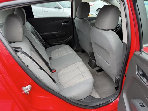 Used 2013 Chevrolet Sonic LT image 8