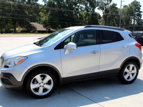 Used 2015 Buick Encore FWD image 21
