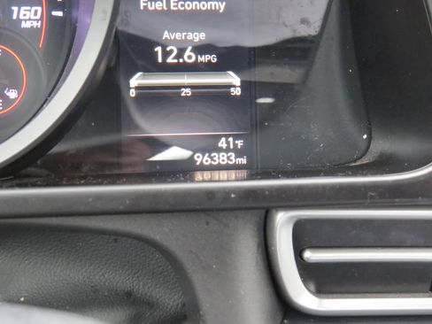 Used 2023 Hyundai Elantra SEL image 21