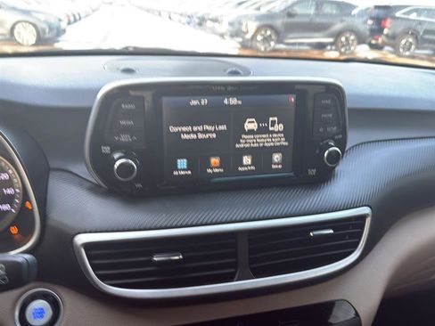 Used 2021 Hyundai Tucson Sport image 4