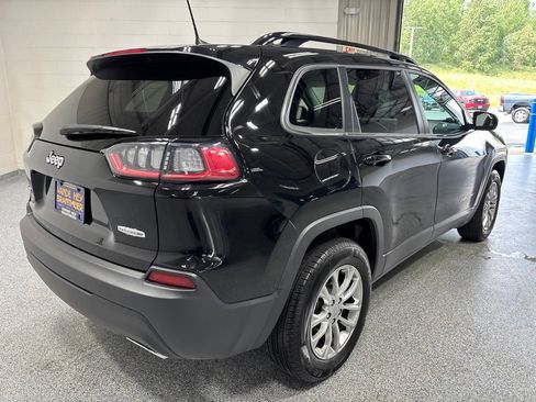 Used 2022 Jeep Cherokee Latitude Lux w/ Sun & Sound Group AWD/4WD image 7