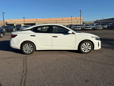 Certified 2025 Nissan Sentra S image 4