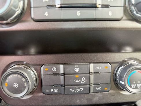 Used 2020 Ford F150 XLT w/ Equipment Group 301A Mid RWD image 21