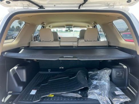 Used 2018 Toyota 4Runner SR5 RWD image 44