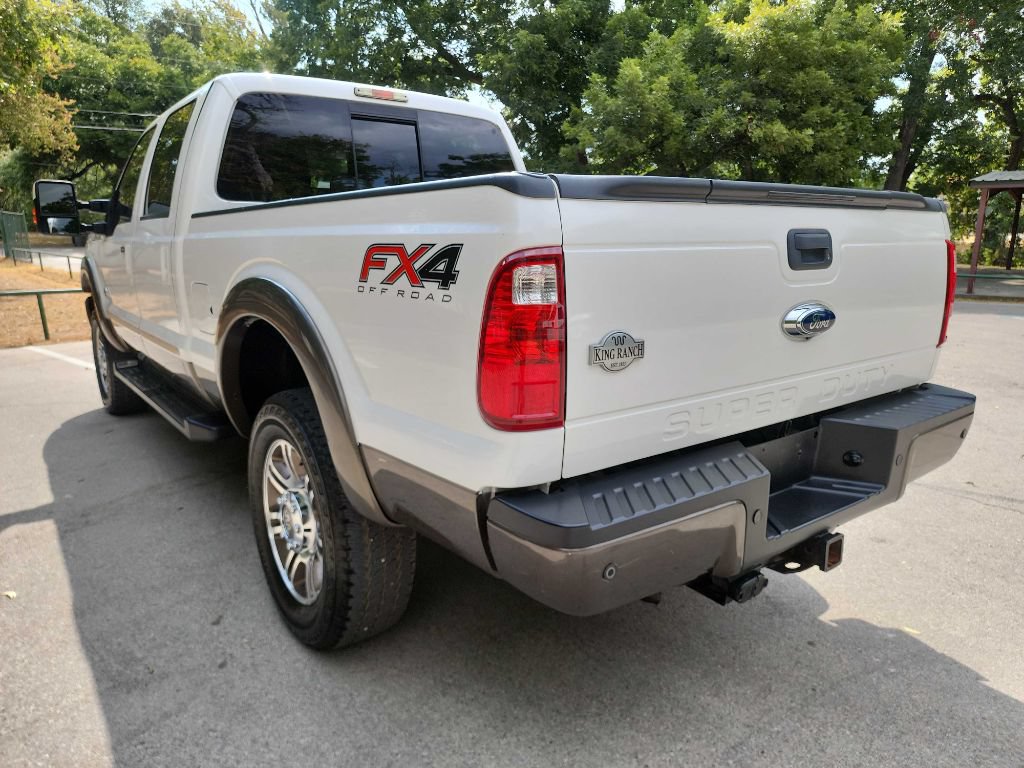 Used 2016 Ford F250 King Ranch w/ FX4 Off-Road Package AWD/4WD image 4