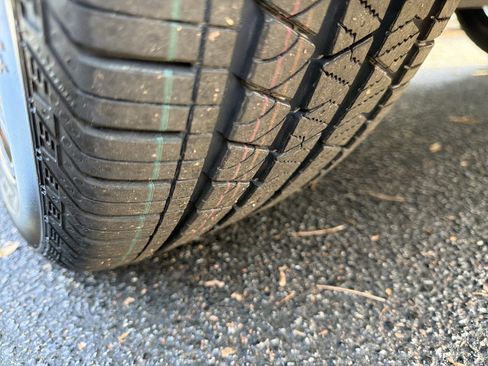 Certified 2023 Volvo XC60 B5 Plus image 12