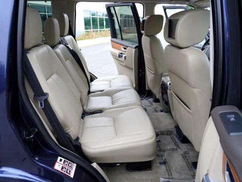 Used 2015 Land Rover LR4 HSE LUX image 12
