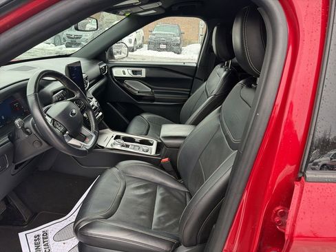 Used 2022 Ford Explorer ST w/ Equipment Group 401A image 9