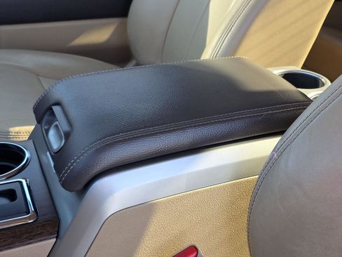 Used 2013 Ford F150 Lariat w/ Luxury Equipment Group image 42