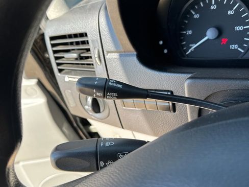 Used 2016 Mercedes-Benz Sprinter 3500 image 23