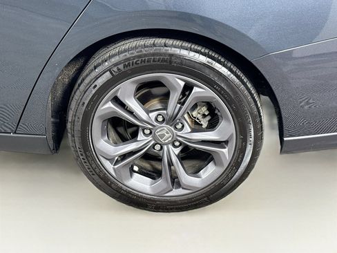 Used 2023 Honda Accord EX image 9