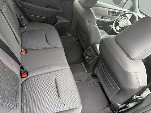 Used 2025 Subaru Forester Premium AWD/4WD image 15