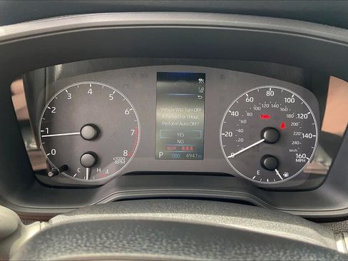 Used 2025 Toyota Corolla Cross LE w/ Moonroof Package FWD image 25